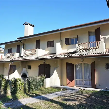 Belvilla By Oyo Ln 33 41 Villa